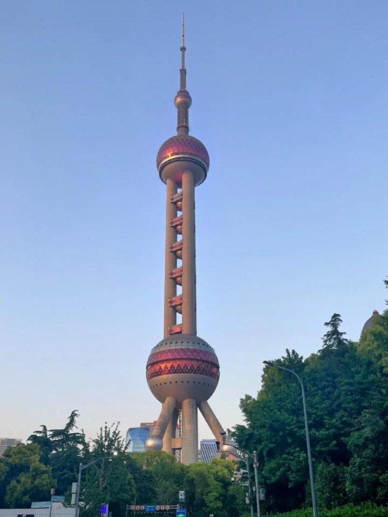 上海景点比较好玩的排名，上海景点比较好玩的排名免费？