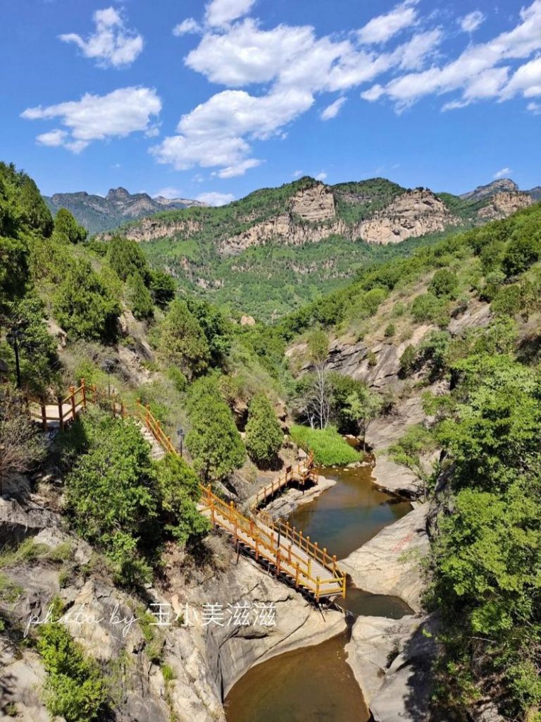 北京郊区好玩的地方自驾游，北京郊区好玩的地方自驾游推荐？