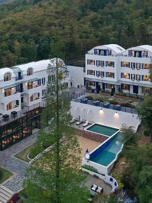 莫干山民宿排名第一，莫干山民宿十佳排名什么价位?？