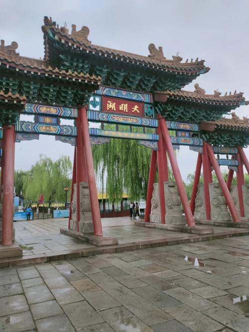 济南旅游景点排名前十？山东济南旅游景点排名前十？