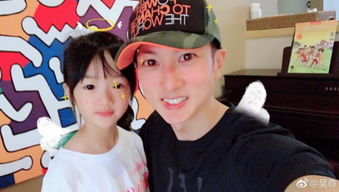 吴尊女儿比赛失败却坚强不哭,穿舞蹈服秀一字马,才9岁腿可真长