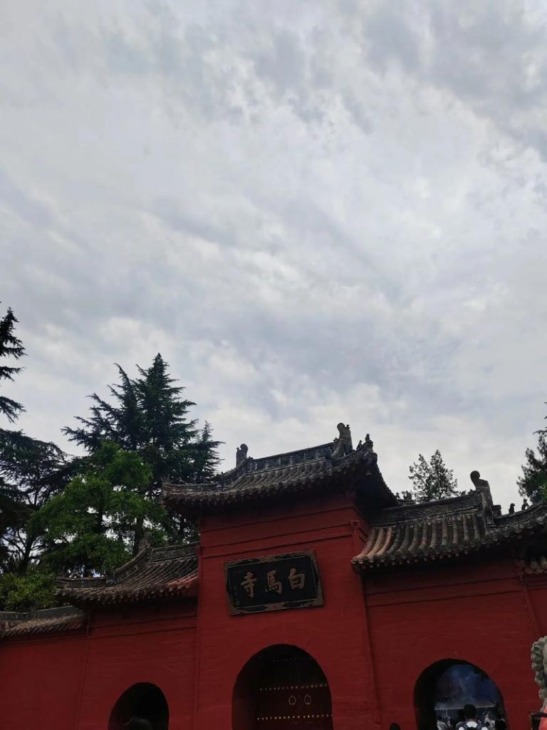 白马寺的传说和故事，白马寺的传说故事和历史背景