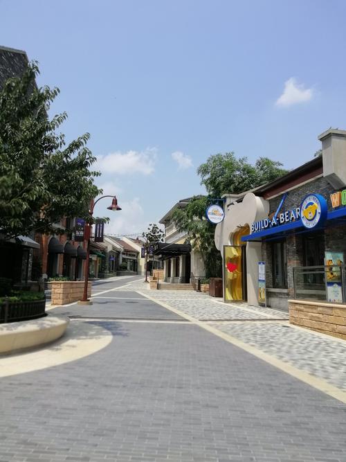 七月出上海旅游