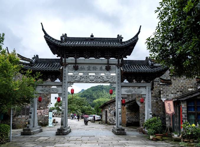 杭州二日游最佳路线图，杭州二日游最佳路线图片？