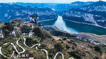 贵州黔西县（贵州黔西县属于哪个市）